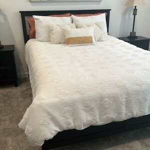 Target duvet cover and shams